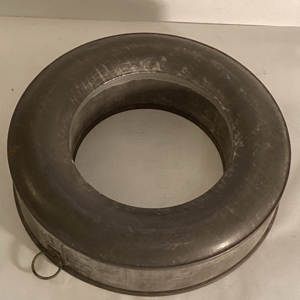 Vintage Fries tin jello mold